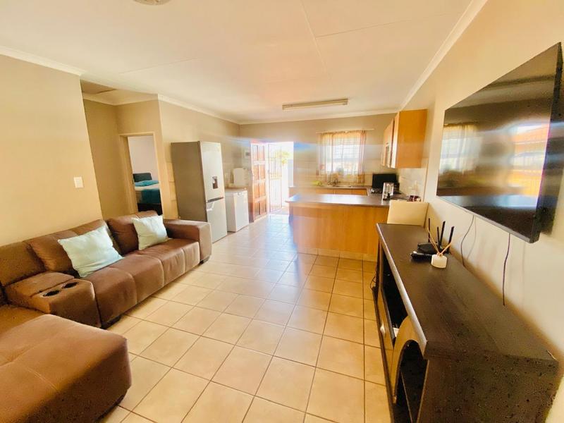 To Let 2 Bedroom Property for Rent in Kathu Northern Cape